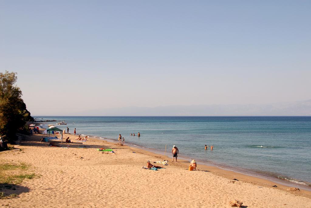 Aggelos Hotel Agios Andreas  외부 사진